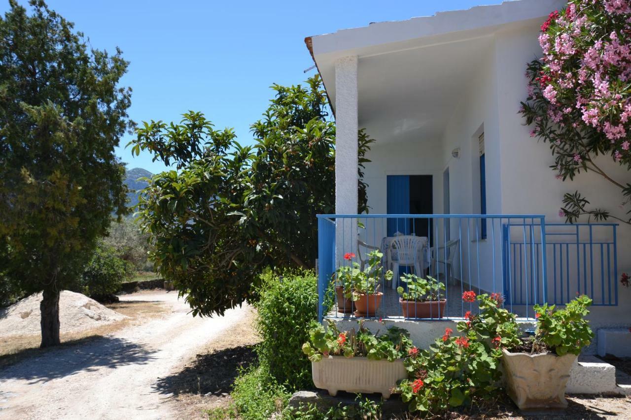 Casa Indipendente Immersa Nel Verde Con Vista Mare Dorgali Luaran gambar